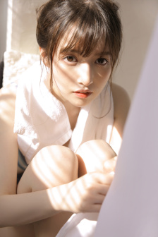 19岁MACBOOKPRO高清